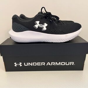 Under Armour UA W Charged Surge 4